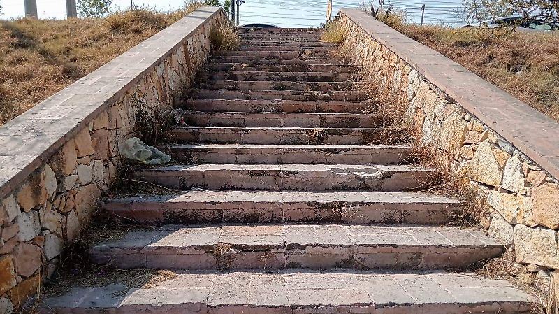 Ante el deterioro del puente Tresguerras